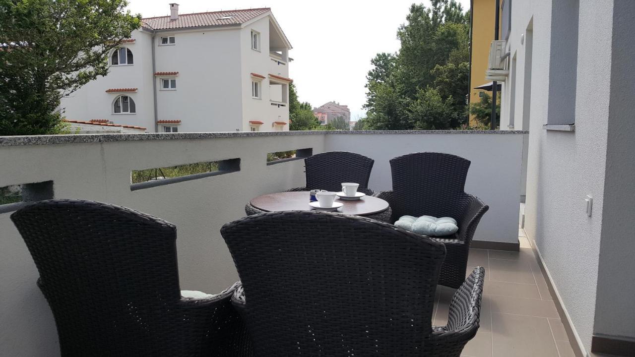 Studios Artemis Baška Exteriör bild