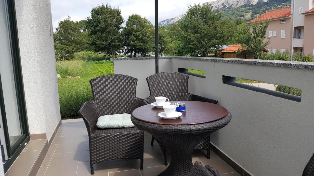 Studios Artemis Baška Exteriör bild